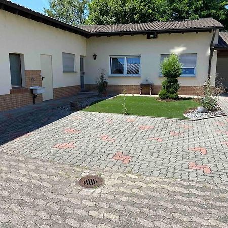 Ferienwohnung Malin Лудвигсхафен ам Рейн Екстериор снимка